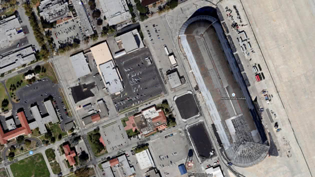 Moffett Airfield hangar before renovations.